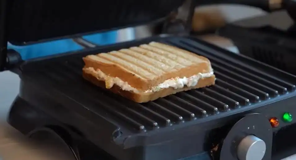 grilling of hung curd sandwich