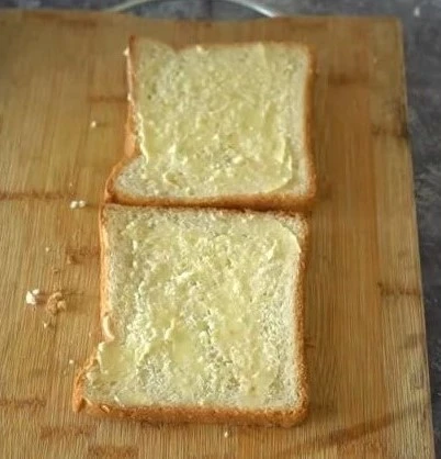 Butter on bread slices