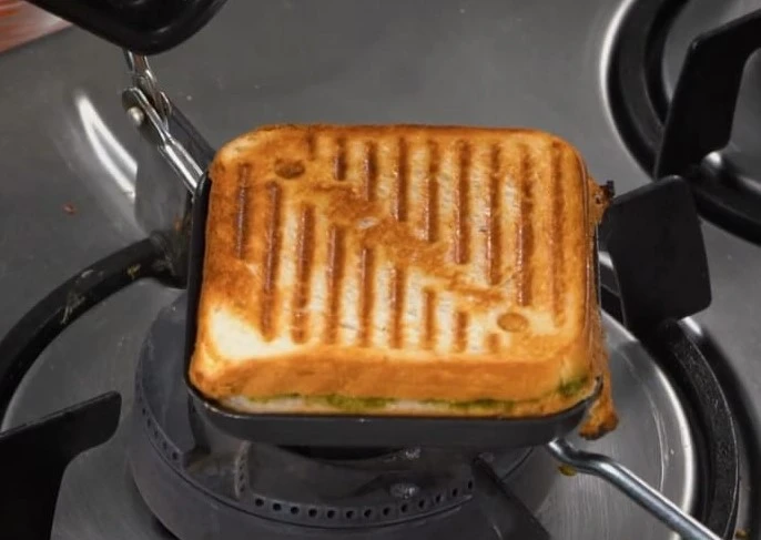 veggie sandwich in toaster